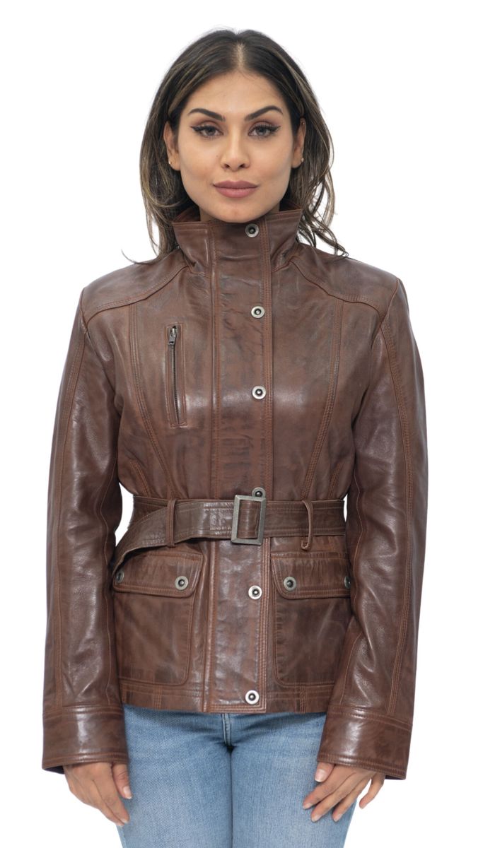 Lederjacke im Militärstil mit Gürtel
