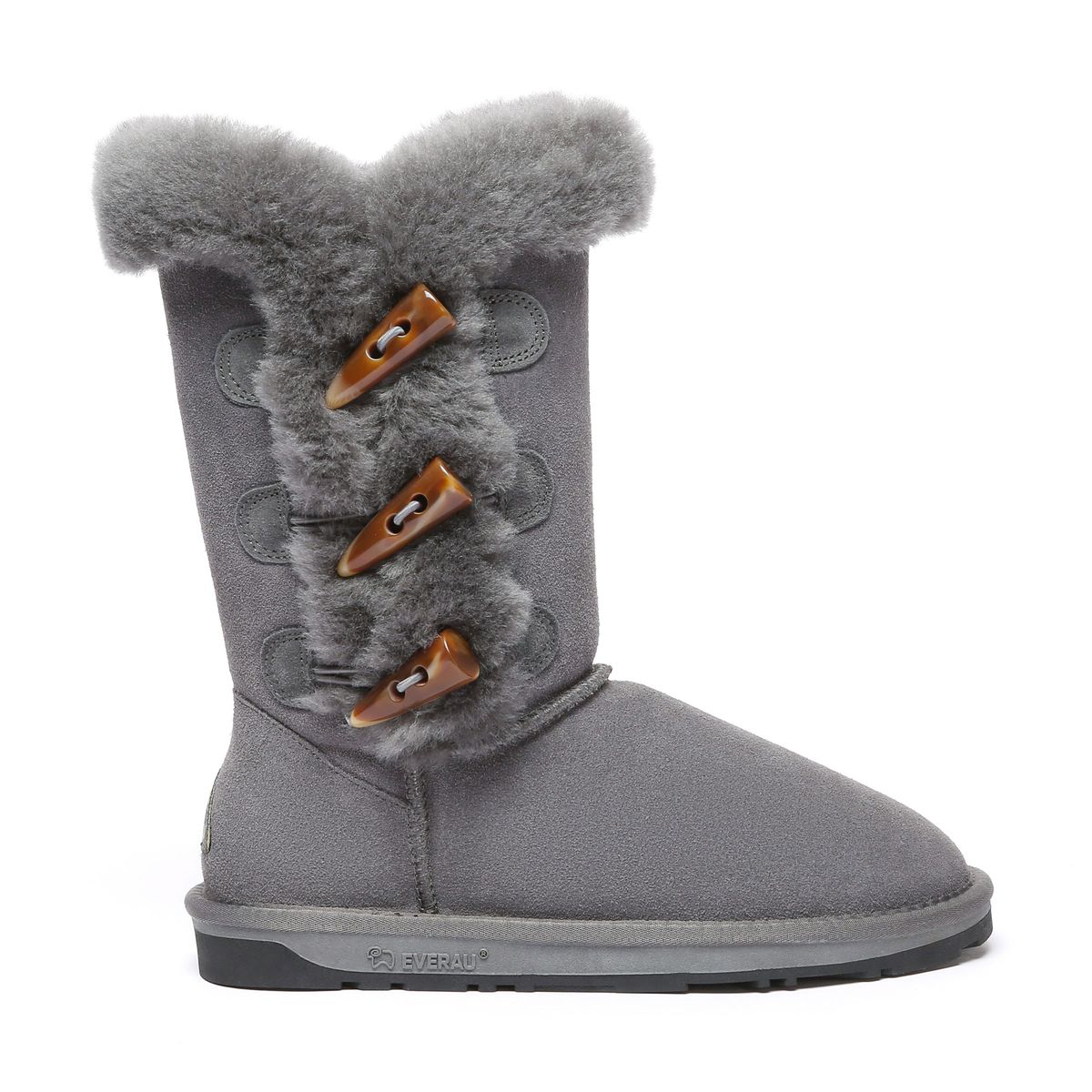 Lammfellstiefel mit Knebelverschlüssen