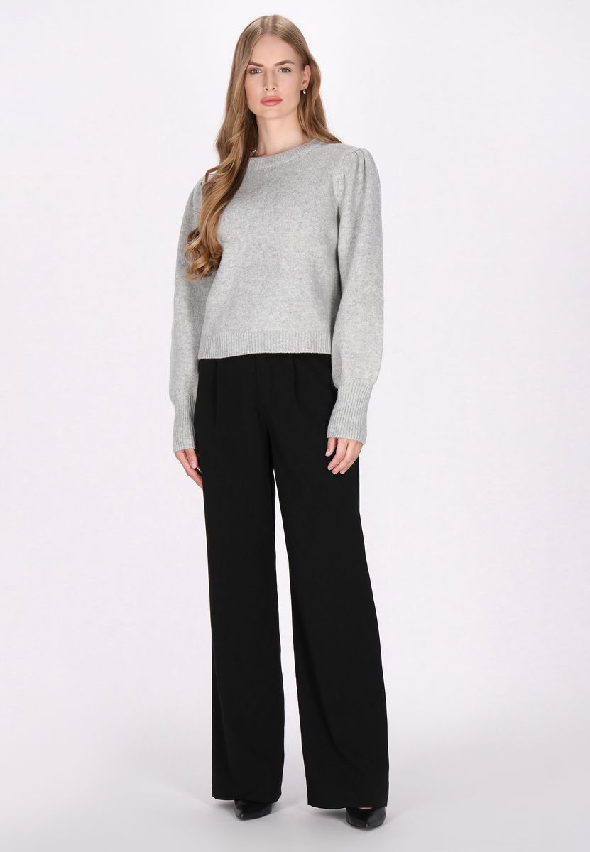 Feinstrickpullover mit femininen Puffärmeln