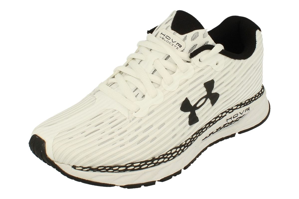 Performance Mesh Laufschuhe