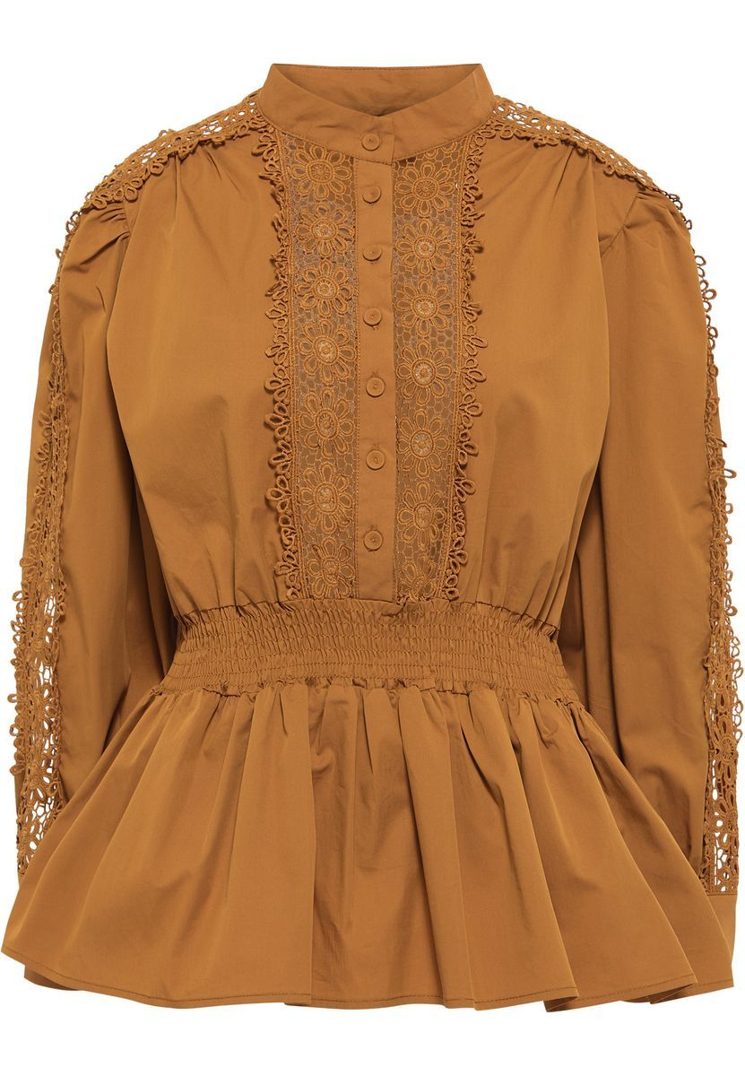 Schößchenbluse mit Spitzenbesatz und Smok-Detail