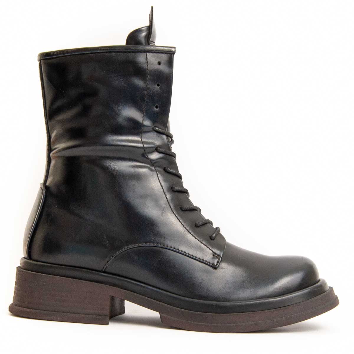 Robuste Schnürstiefeletten aus Leder