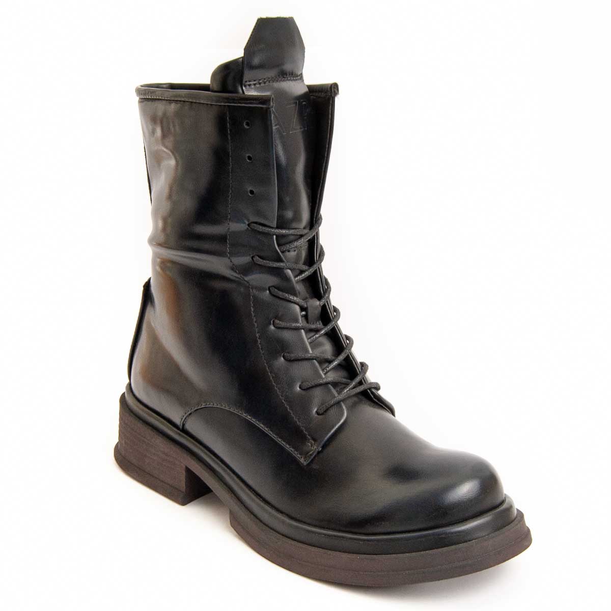 Robuste Schnürstiefeletten aus Leder