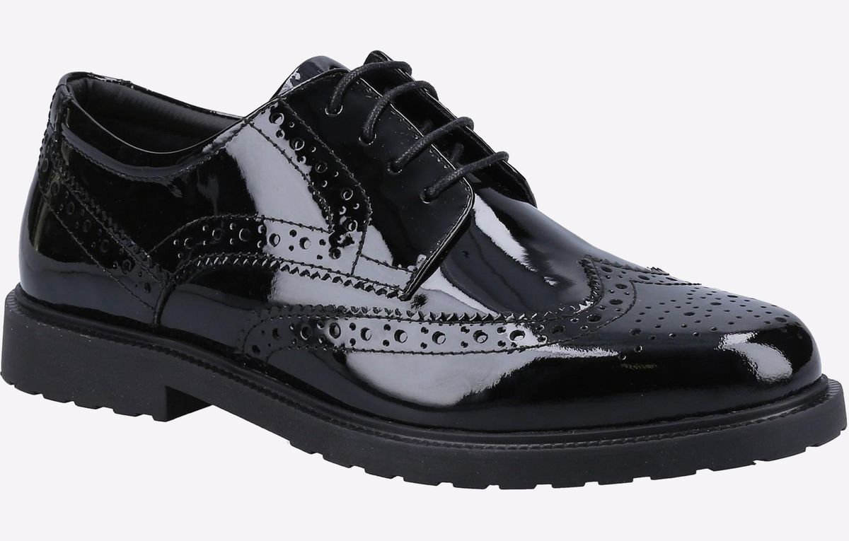 Elegante Lackleder-Brogues mit Lochmuster