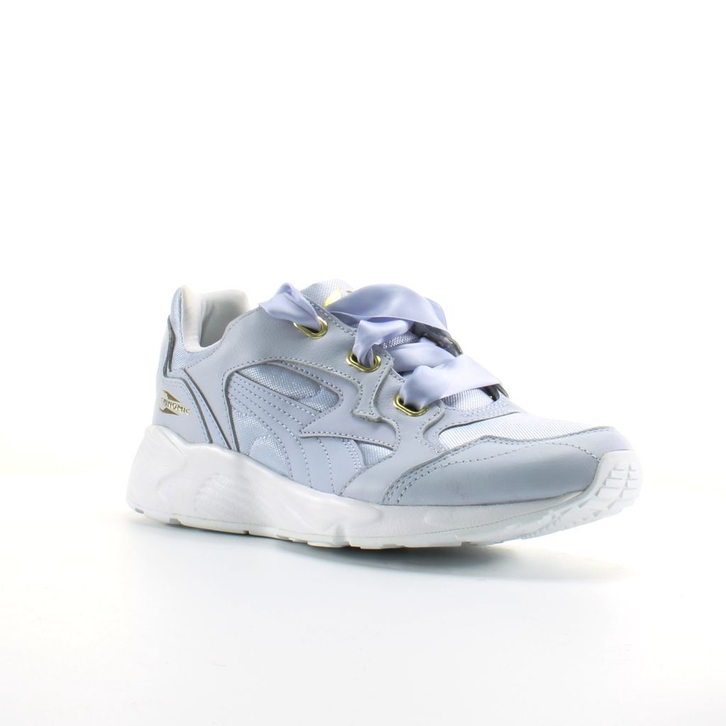 Sneaker mit Satin-Schleifenbändern