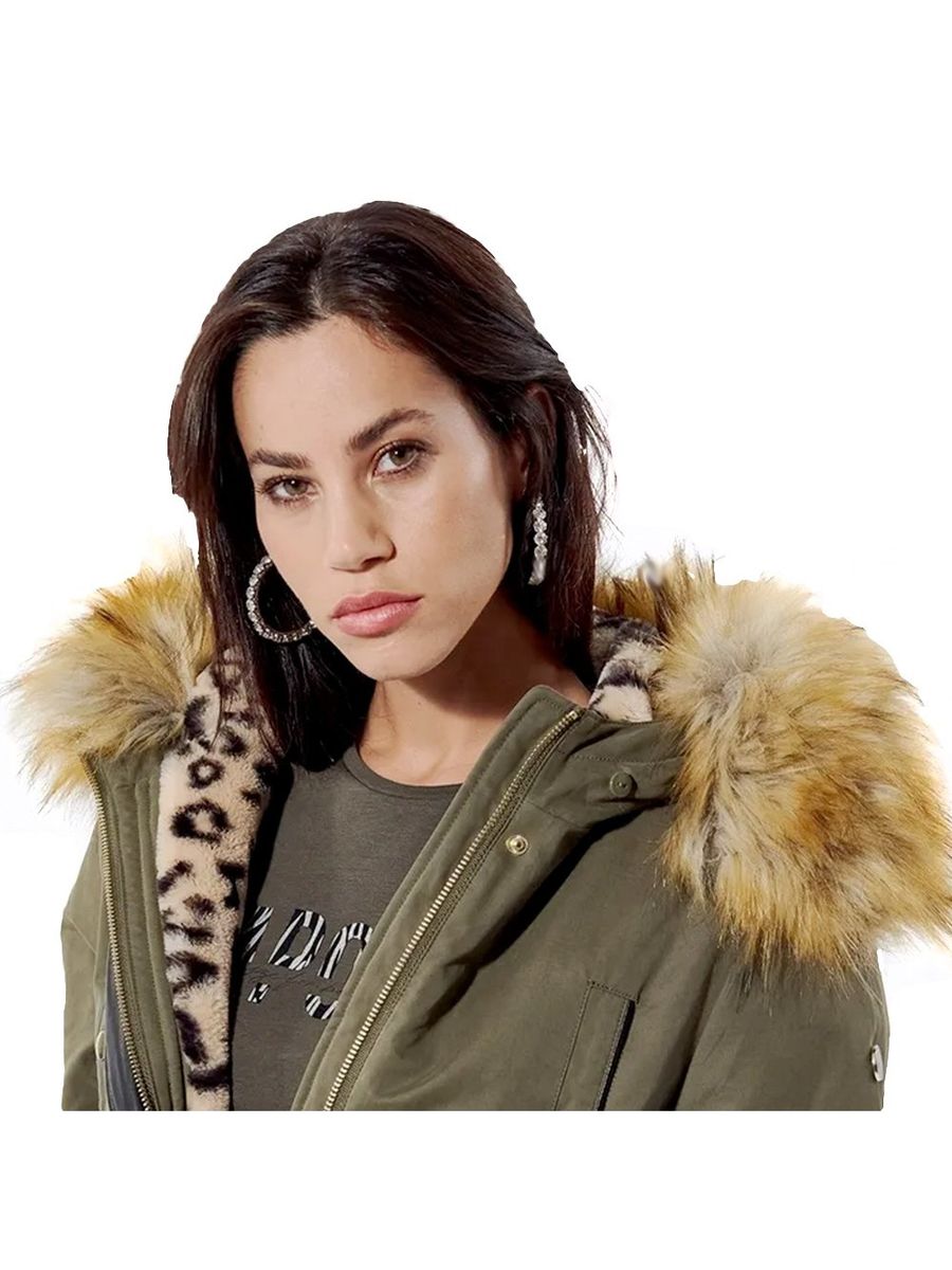 Parka mit Webpelzkapuze und Leopardenfutter