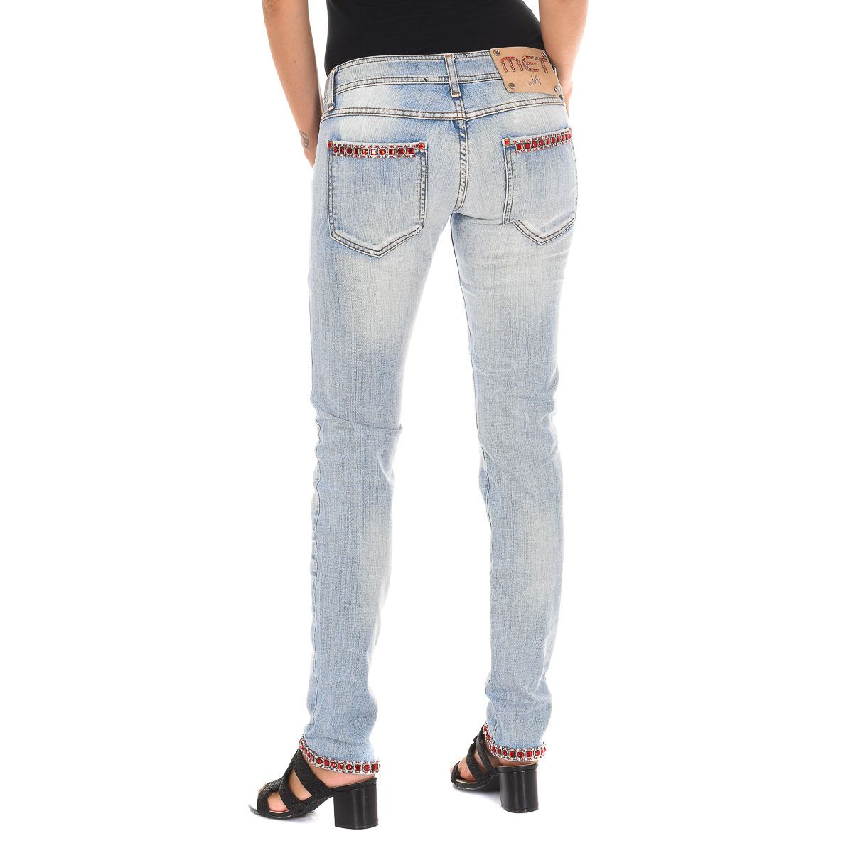 Schmal geschnittene Hüftjeans mit Applikationen
