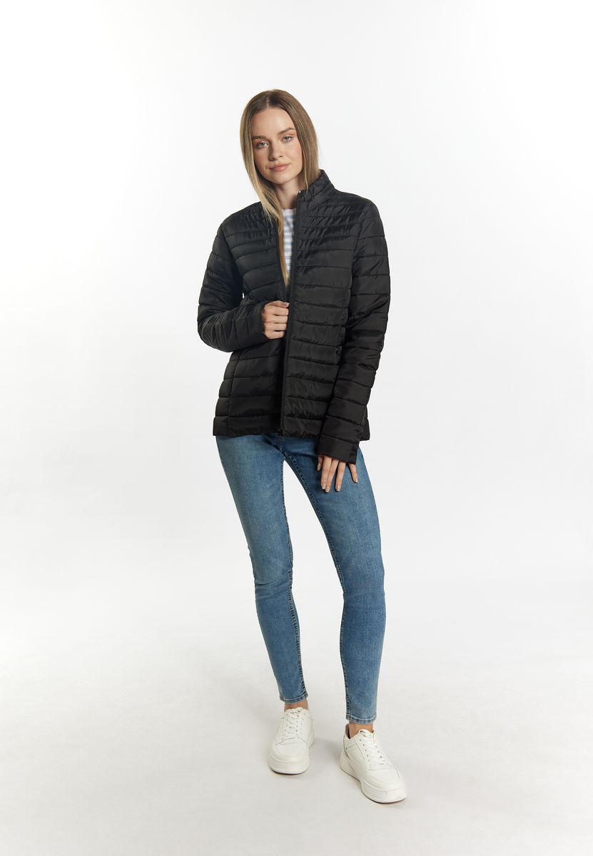Leichte Steppjacke mit Stehkragen