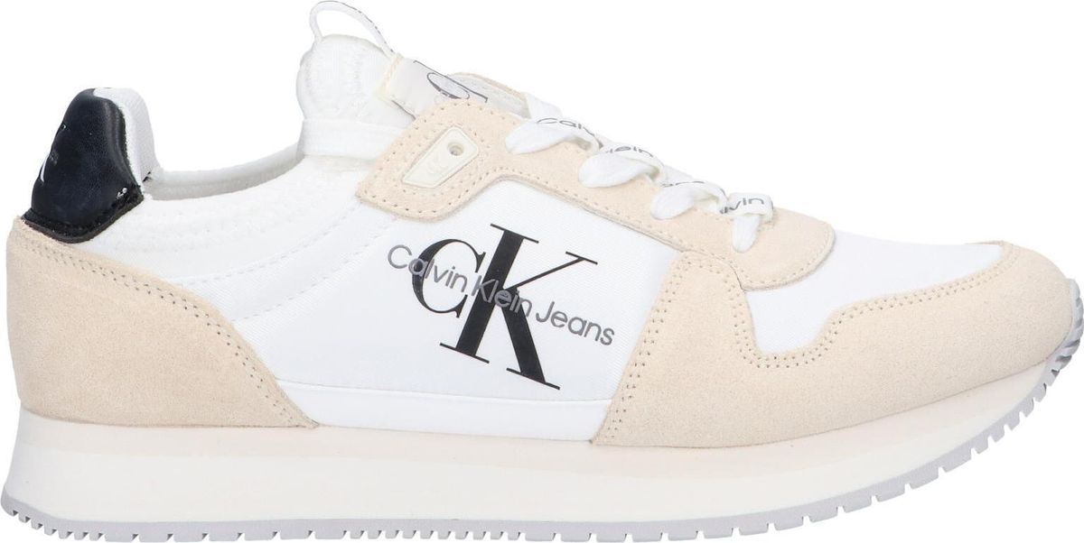 Sneaker mit Logo-Print und Plateausohle