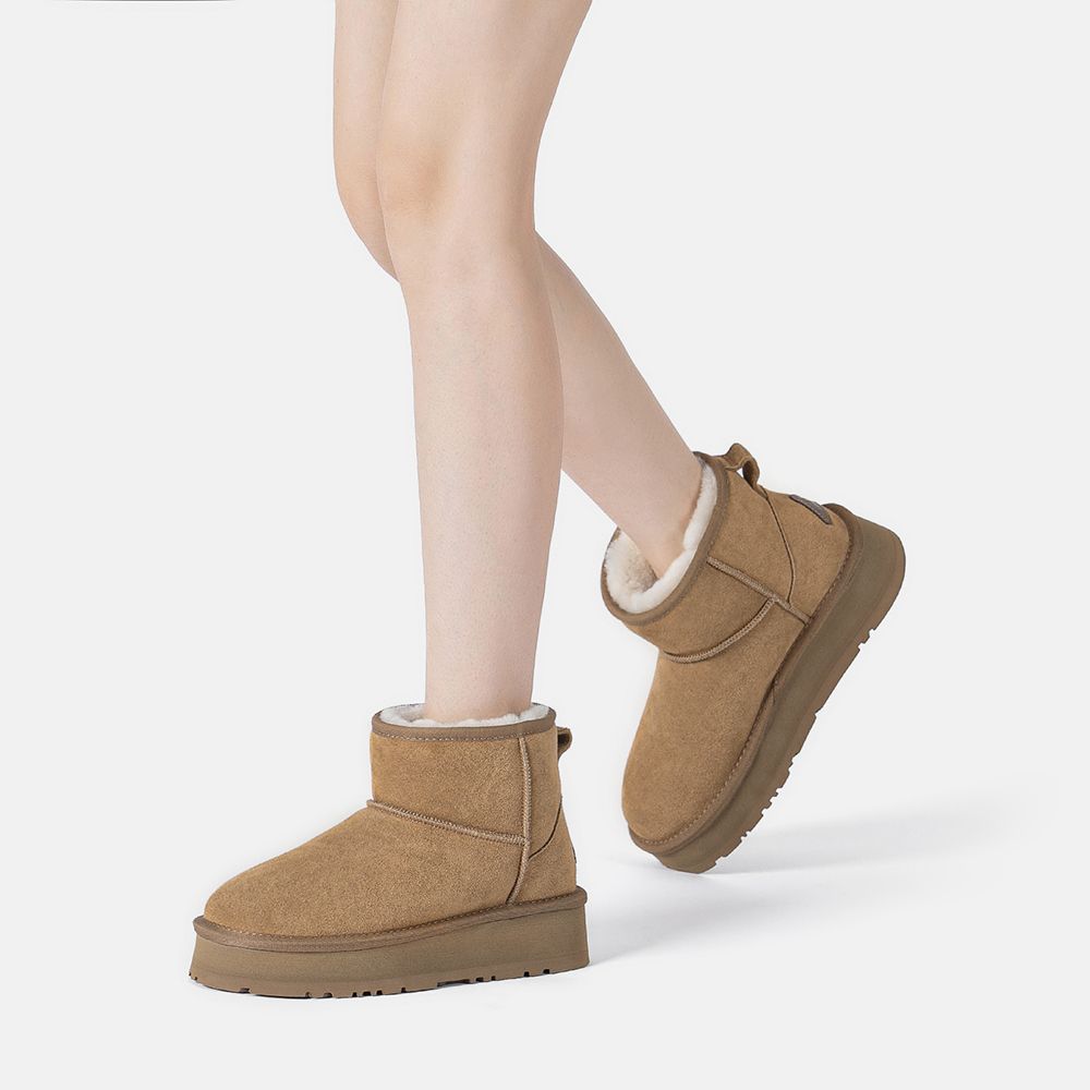 Plateau-Kurzstiefel aus Wildleder