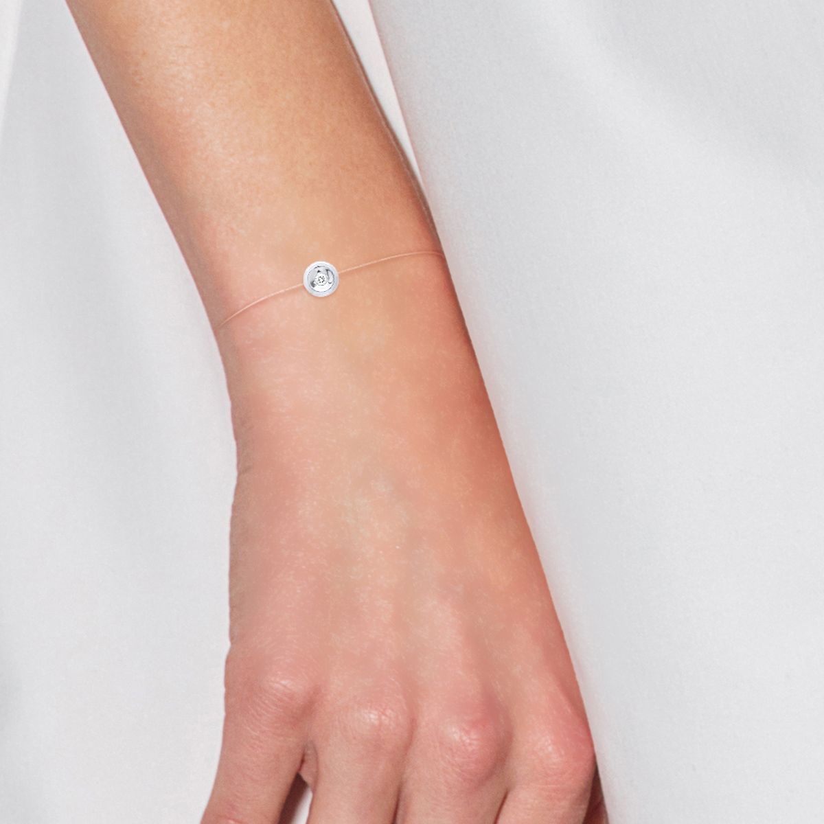 Minimalistisches Nylon-Armband mit Diamant