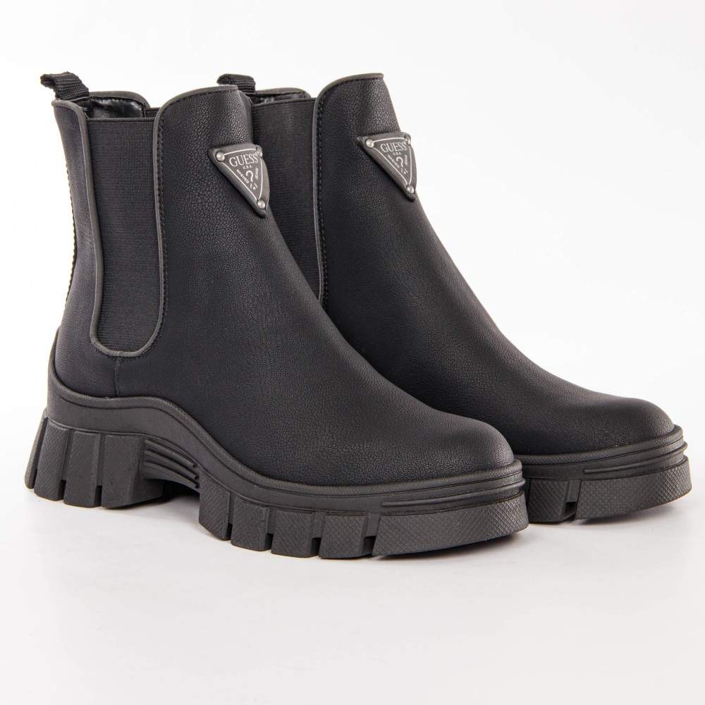 Hestia Chelsea Boots mit Profilsohle