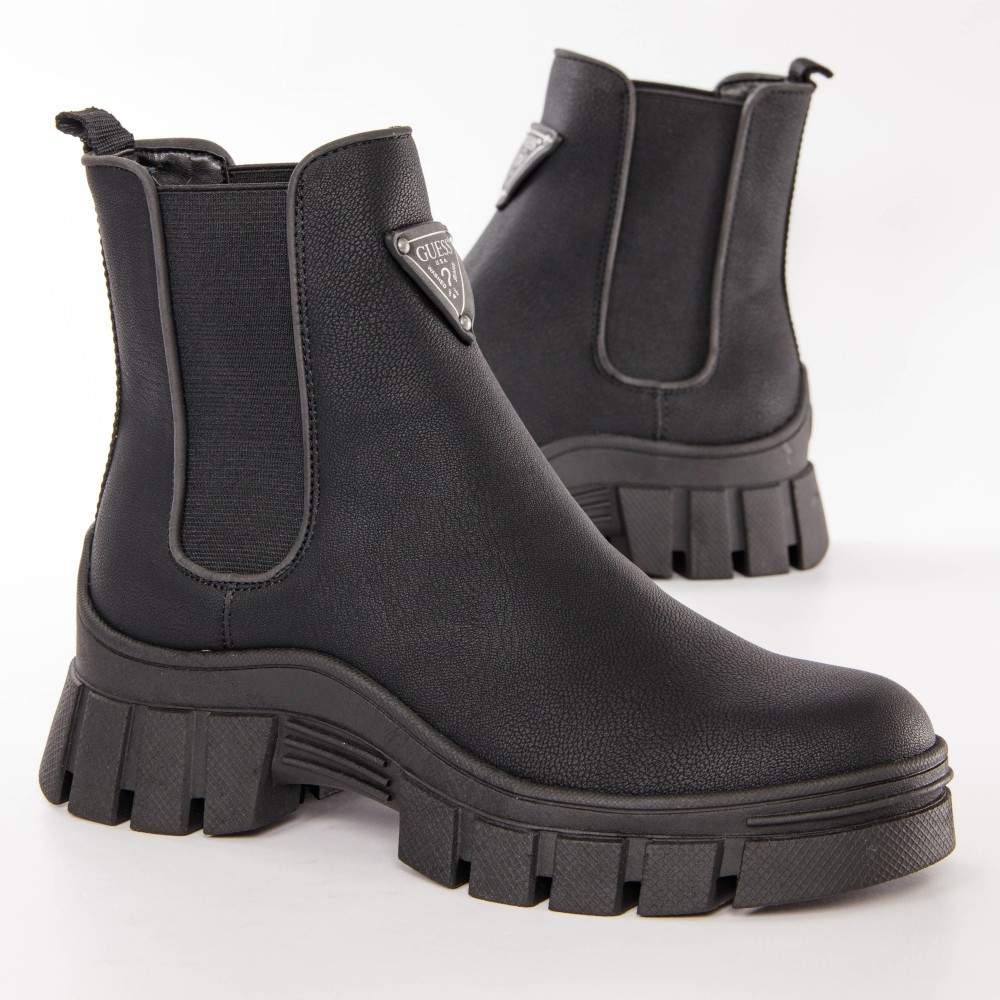 Hestia Chelsea Boots mit Profilsohle