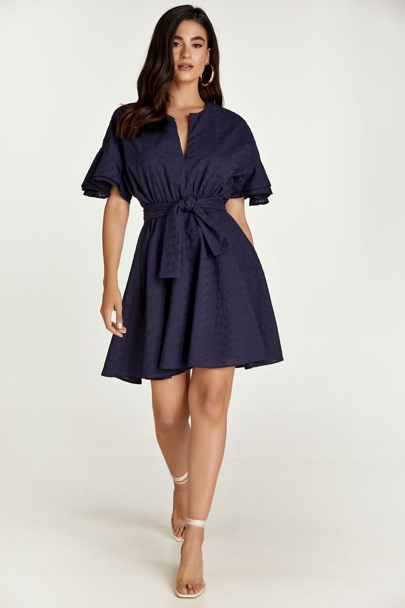 Besticktes Minikleid mit Rüschenärmeln