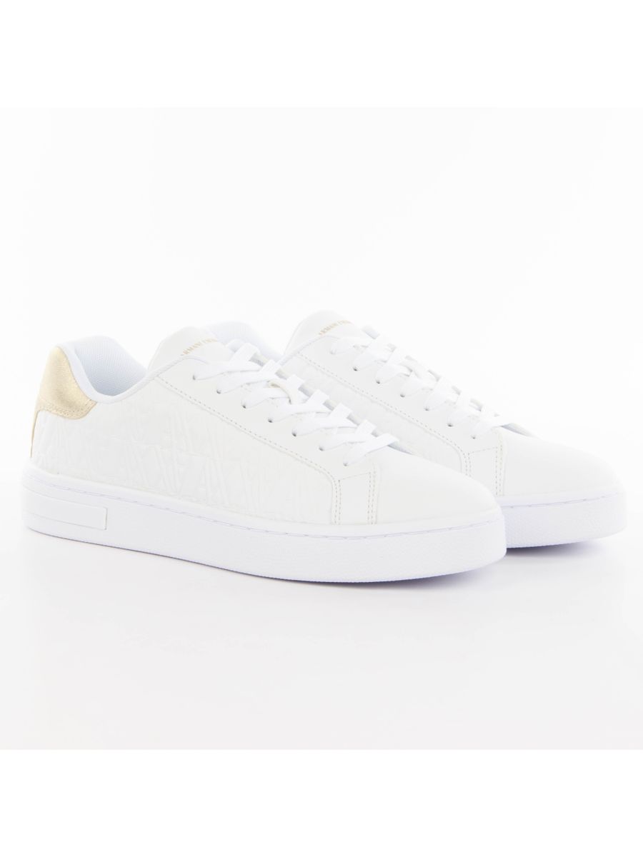 Leder-Sneaker mit Geo-AX-Prägung