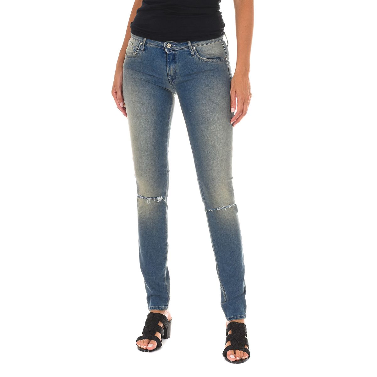Schmal geschnittene Jeans mit Distressed-Effekt