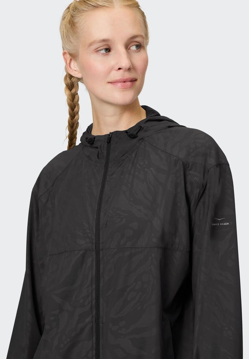 Leichte Kapuzen-Trainingsjacke