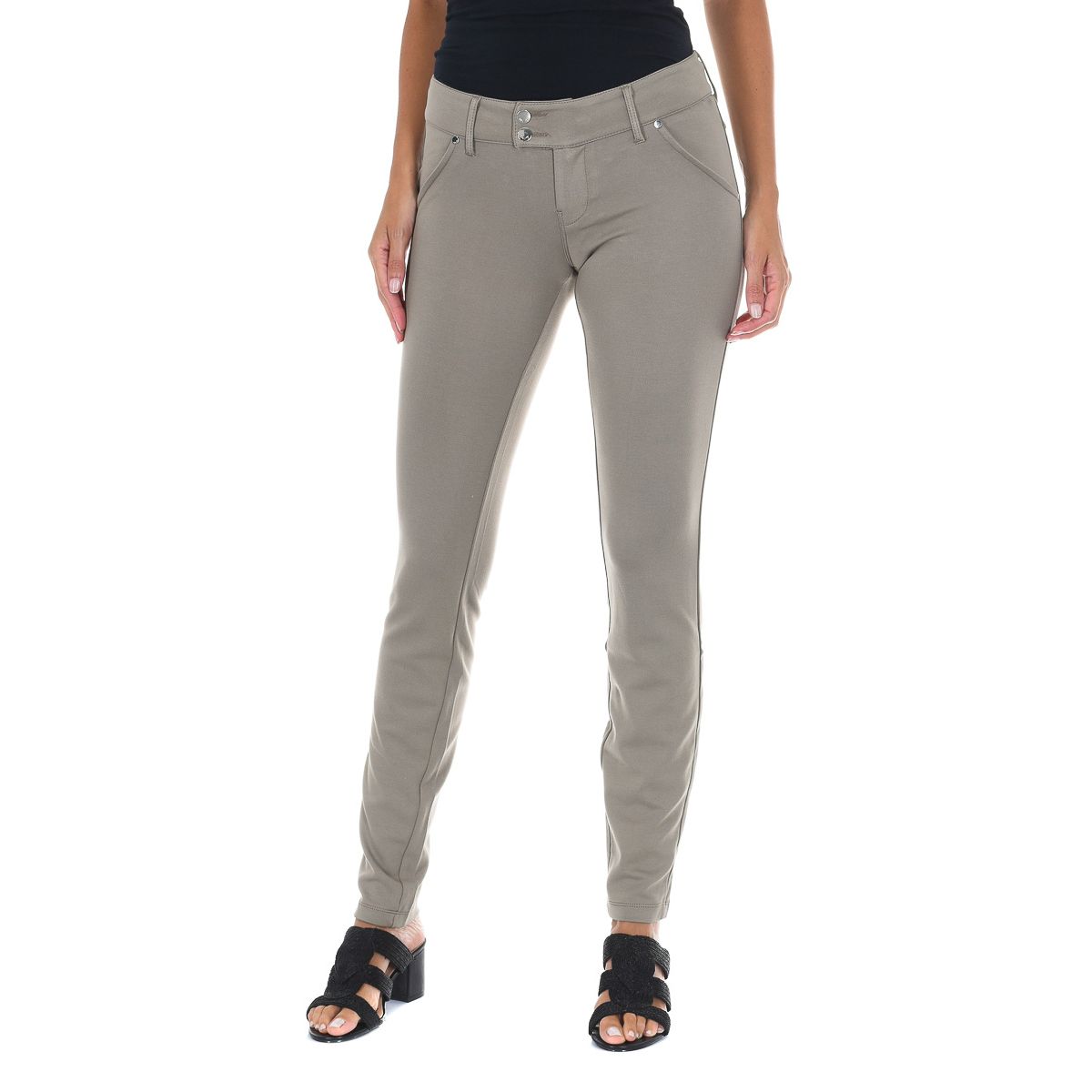 Schmal geschnittene Hose mit Doppelknopf