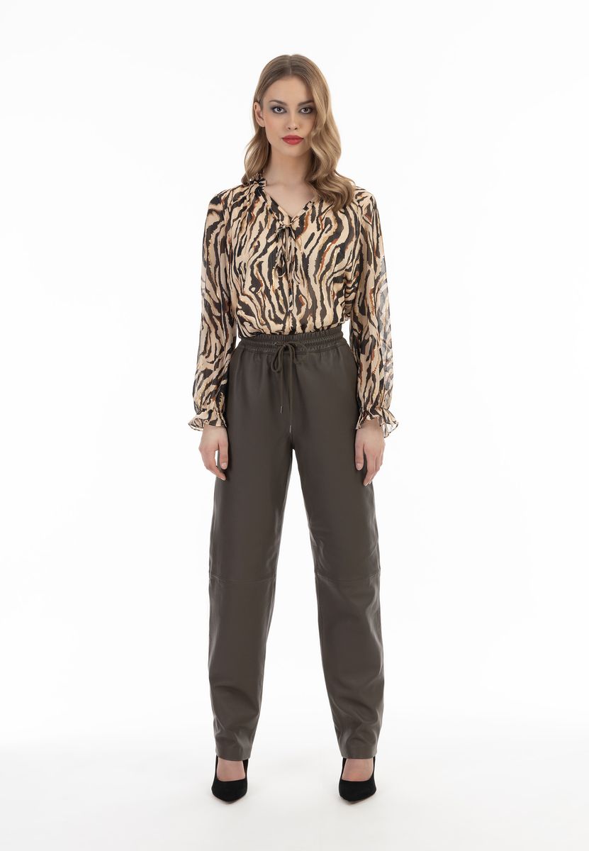 Bluse mit Animal-Print und Rüschen