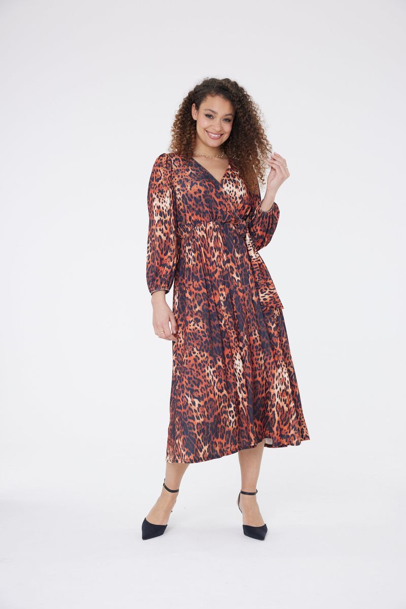 Fließendes Midikleid mit Leopardenmuster