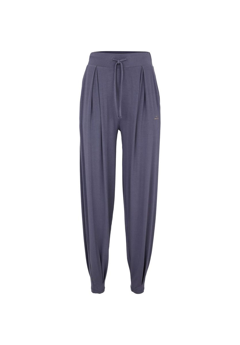 Lockere Yoga-Hose mit Falten