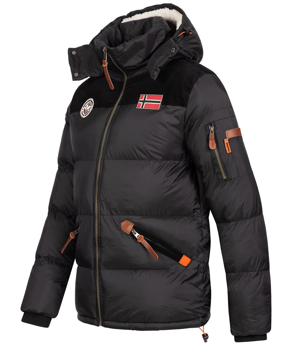 Winterparka in Oberschenkellänge mit Kapuze