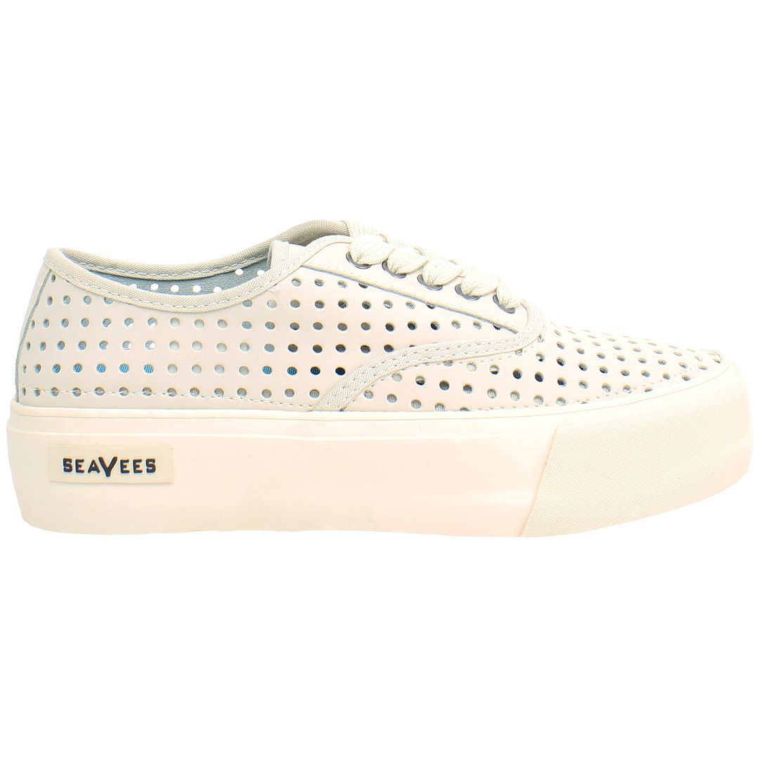 Perforierte Leder-Plateau-Sneaker
