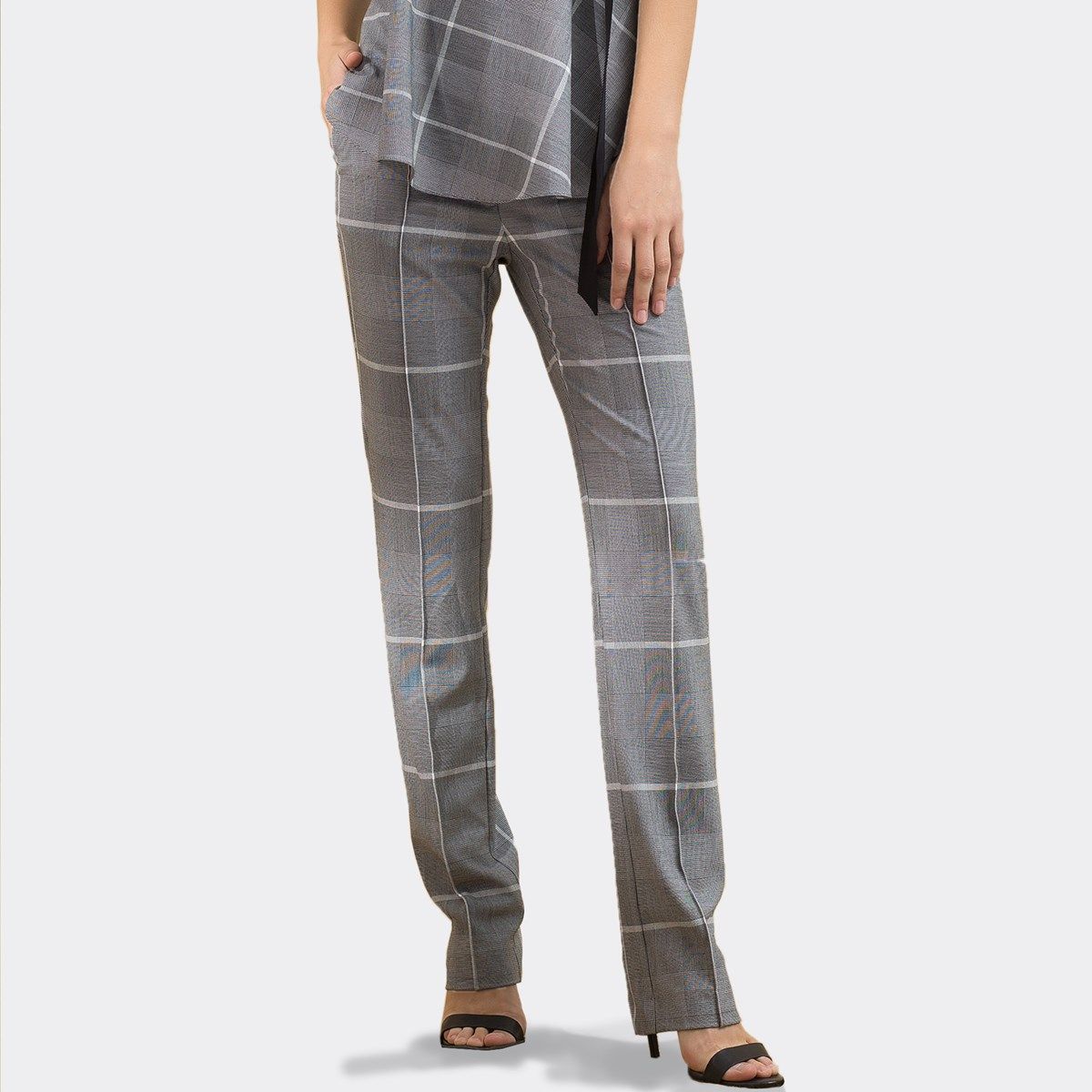 Klassische Stoffhose mit Schottenmuster