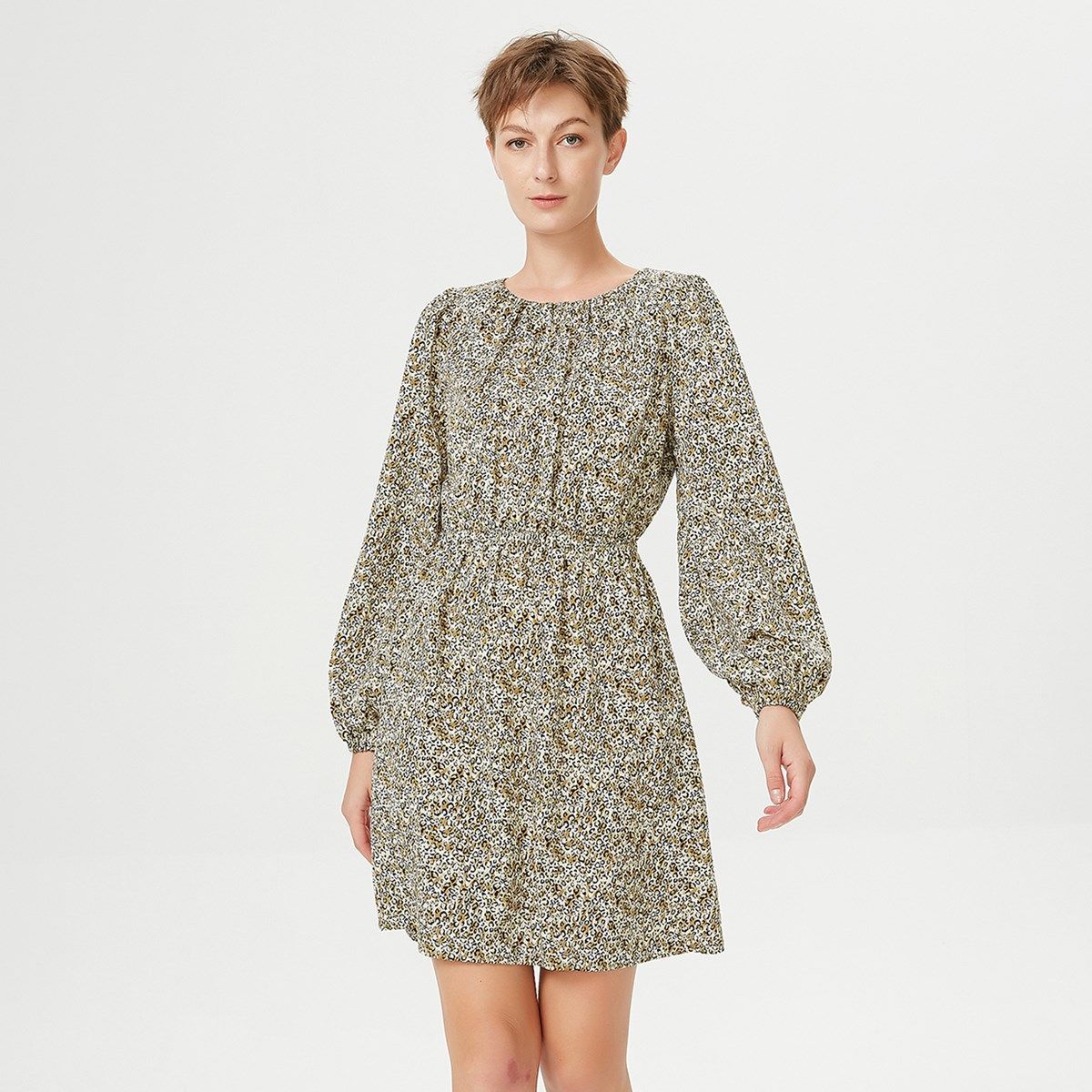 Skater-Minikleid mit kleinteiligem Blumenmuster