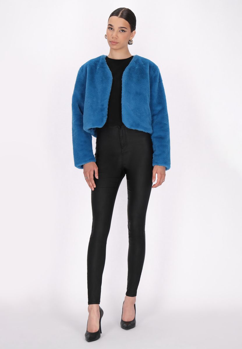 Plüschige Kurzjacke aus Webpelz
