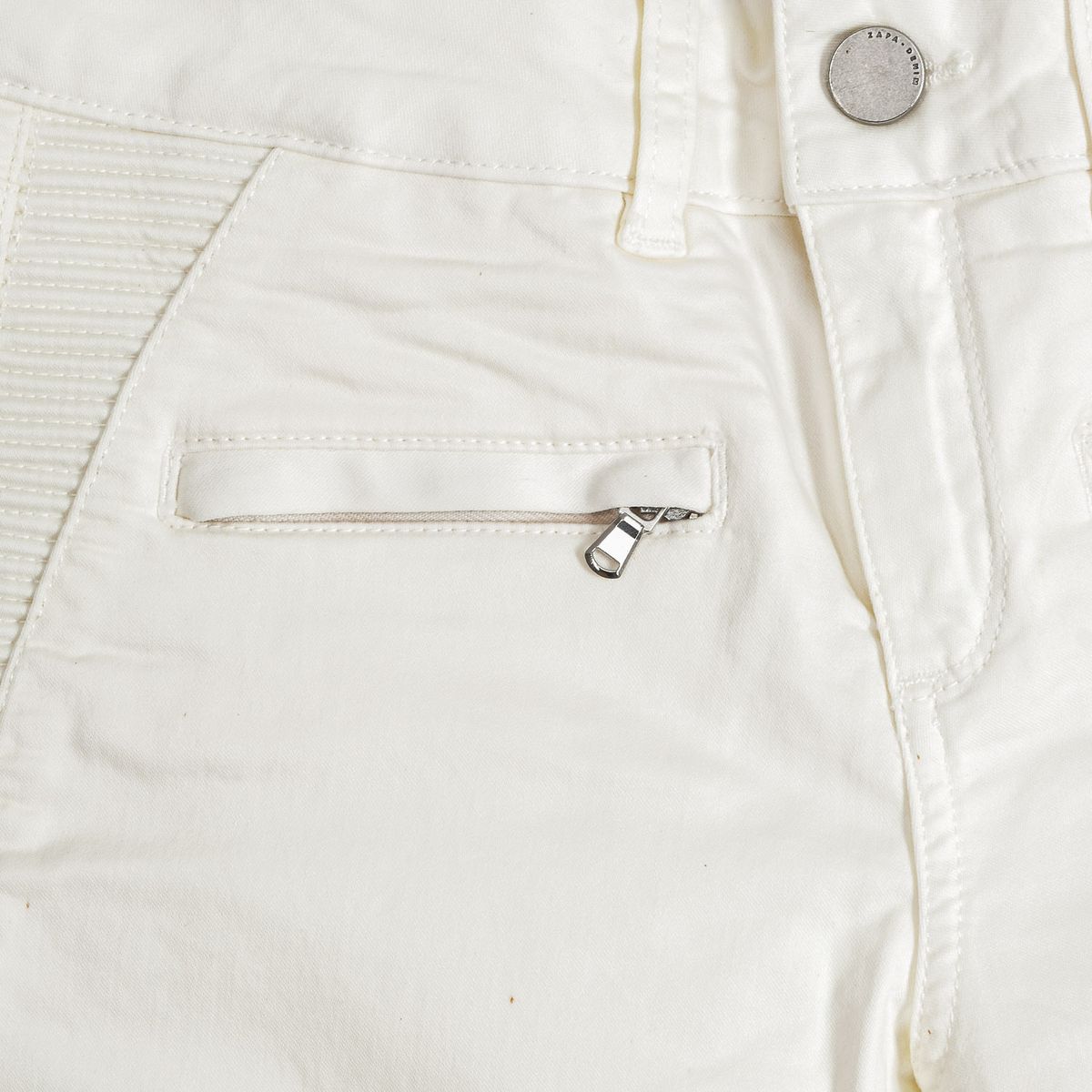 Schmale Multi-Pocket Biker Silhouette
