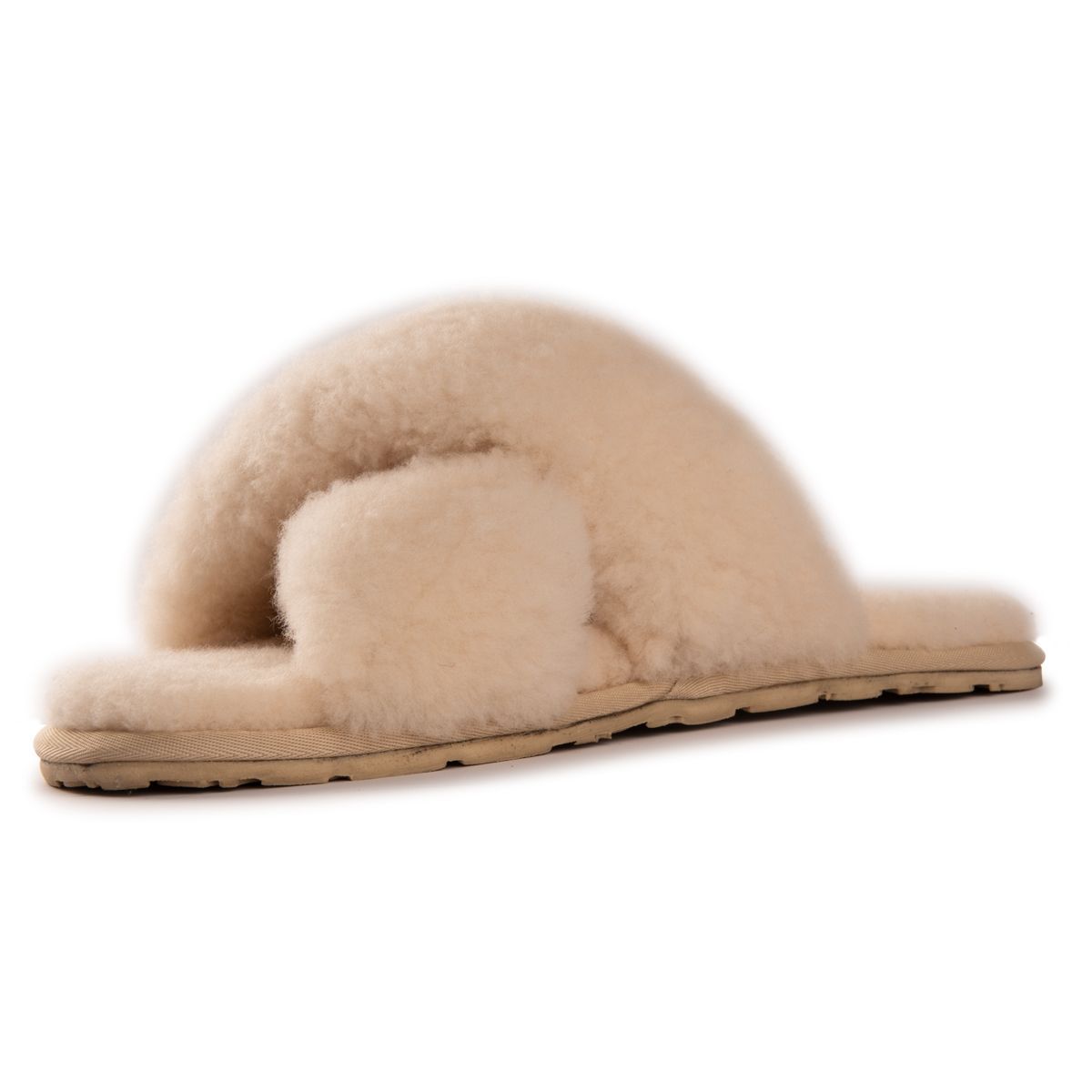 Flauschige Lammfell-Hausschuhe mit Kreuzriemen