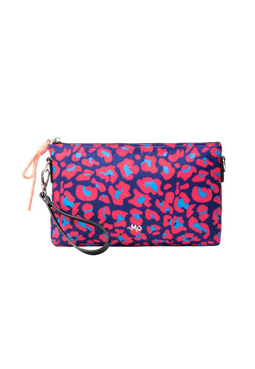 Tasche mit auffälligem Leopardenmuster