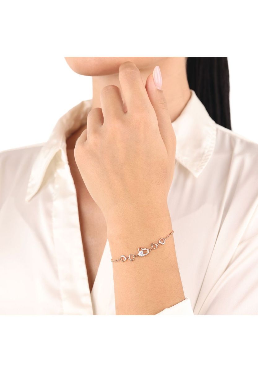 Zierliches Armband mit funkelnden Herz-Anhängern