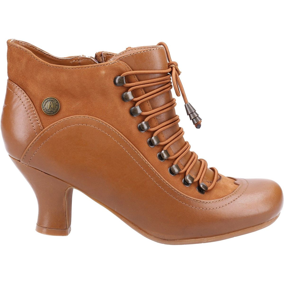 Schnürstiefeletten im viktorianischen Stil
