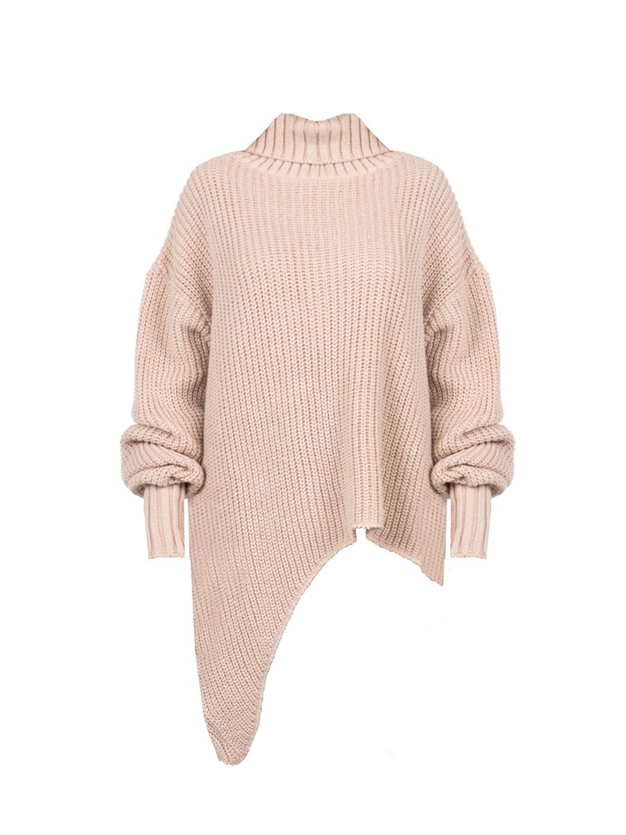 Asymmetrischer Rollkragenpullover aus Grobstrick
