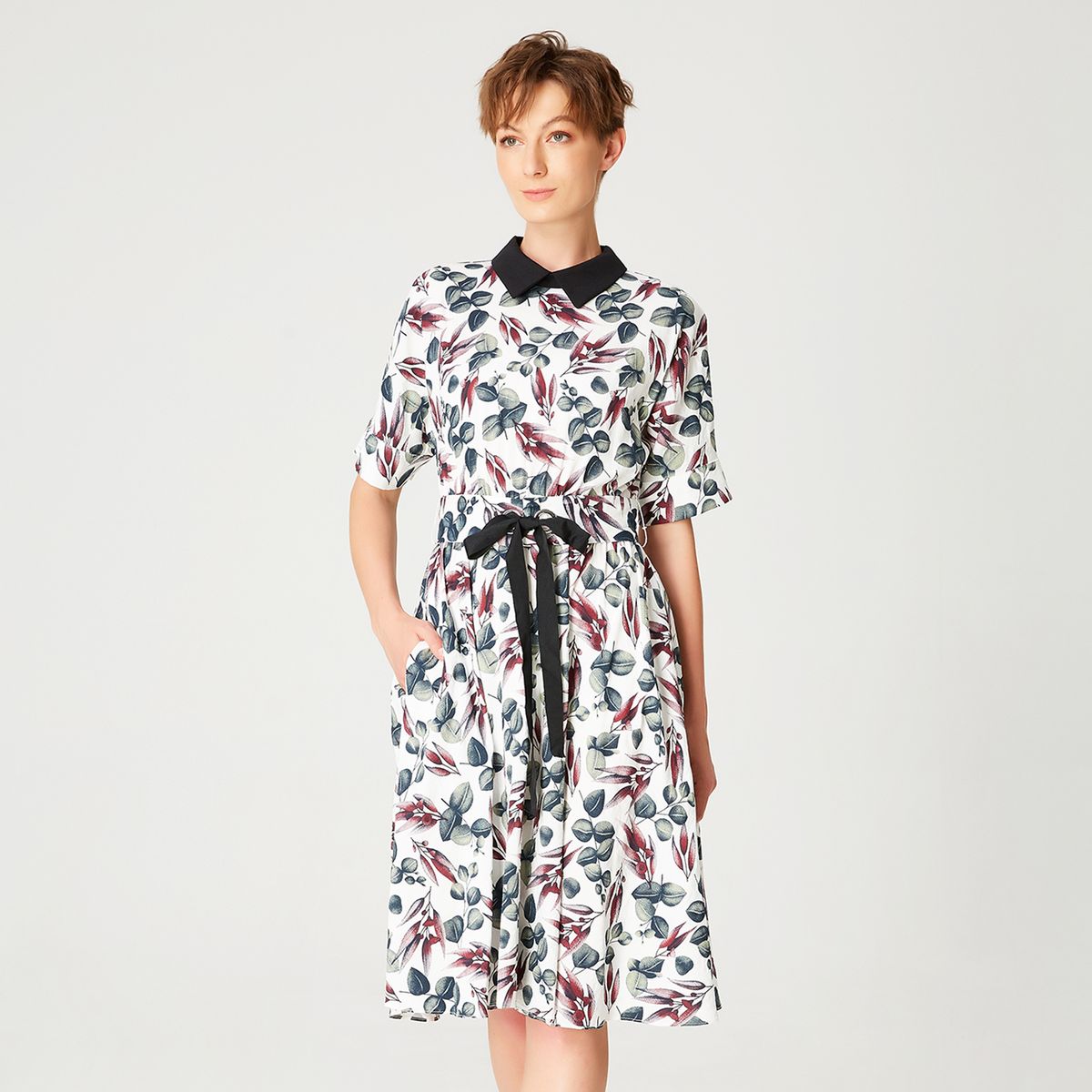 Midi-Skaterkleid mit floralem Print