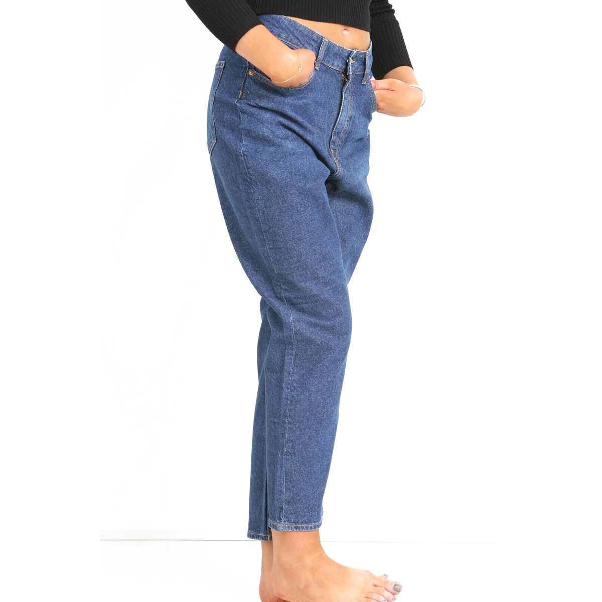 Hoch geschnittene Mom-Fit-Jeans