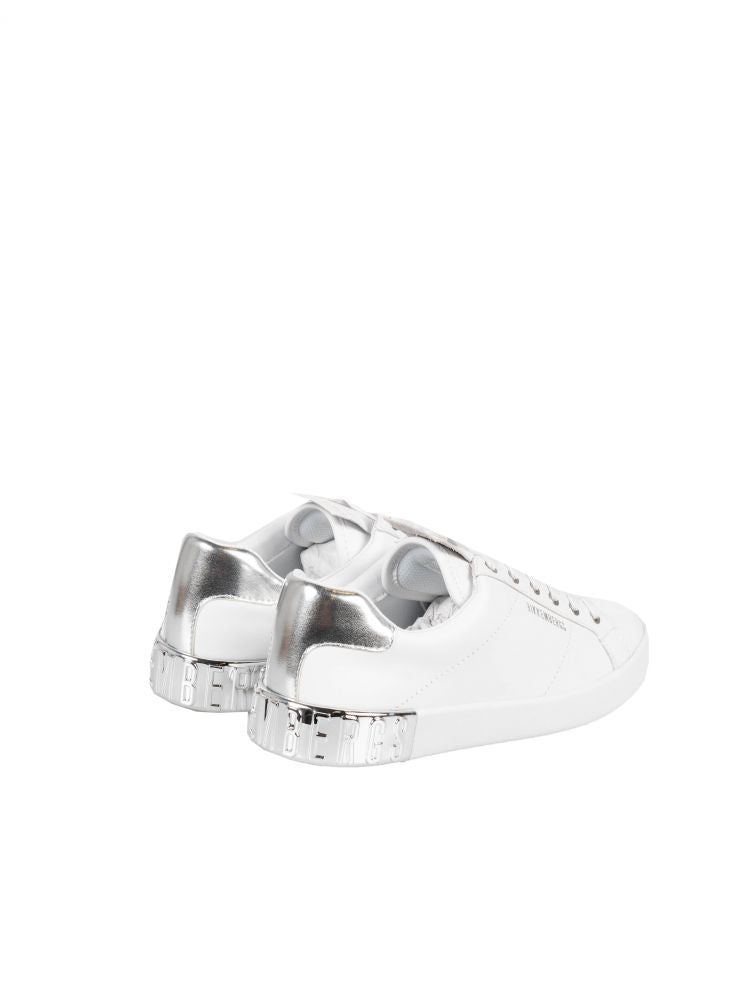 Klassische Schnür-Sneaker mit Metallic-Akzenten