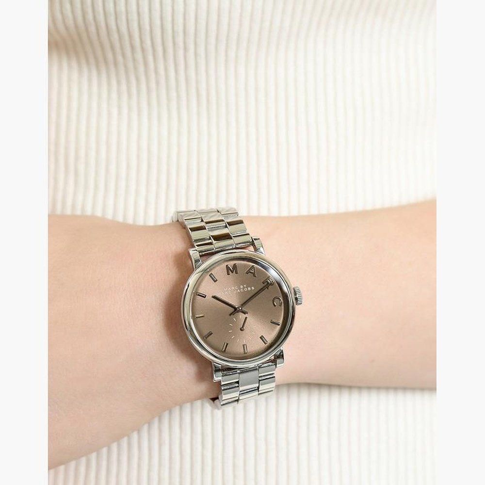 Minimalistische Armbanduhr mit Sonnenschliff