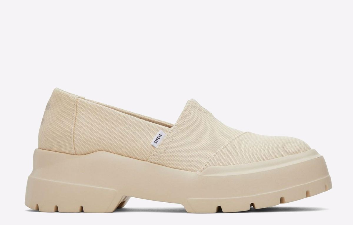 Plateau-Slipper aus Canvas