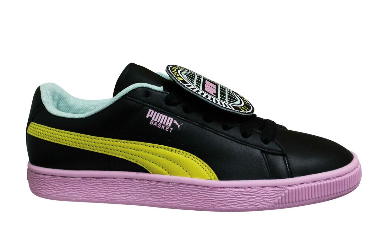 Low-Top Sneaker mit Grafik-Patch