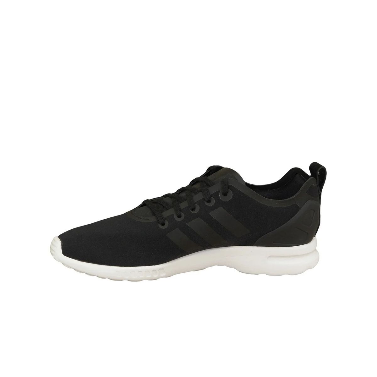 Minimalistischer leichter Mesh-Sneaker