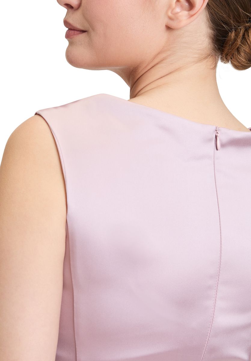 Elegantes Etuikleid mit Satin-Raffung
