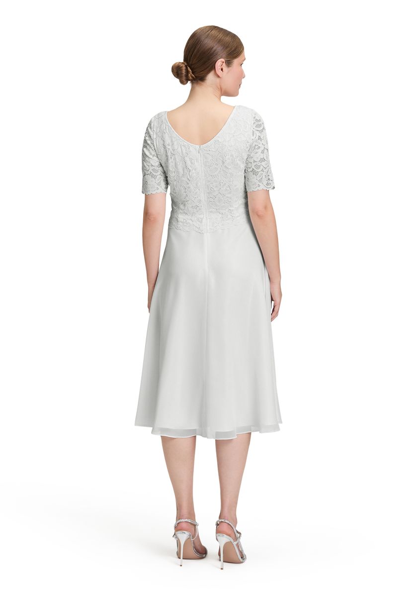Ausgestelltes Midikleid mit Spitzenoberteil