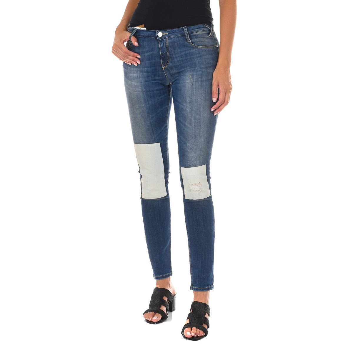 Distressed Skinny-Jeans mit Patches