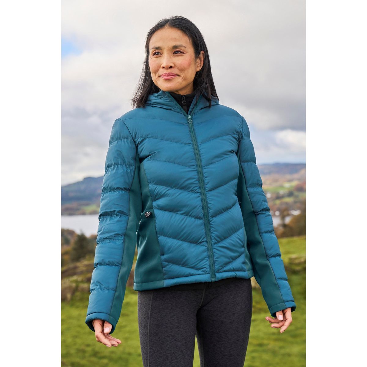 Wattierte Hybrid-Softshelljacke mit Kapuze