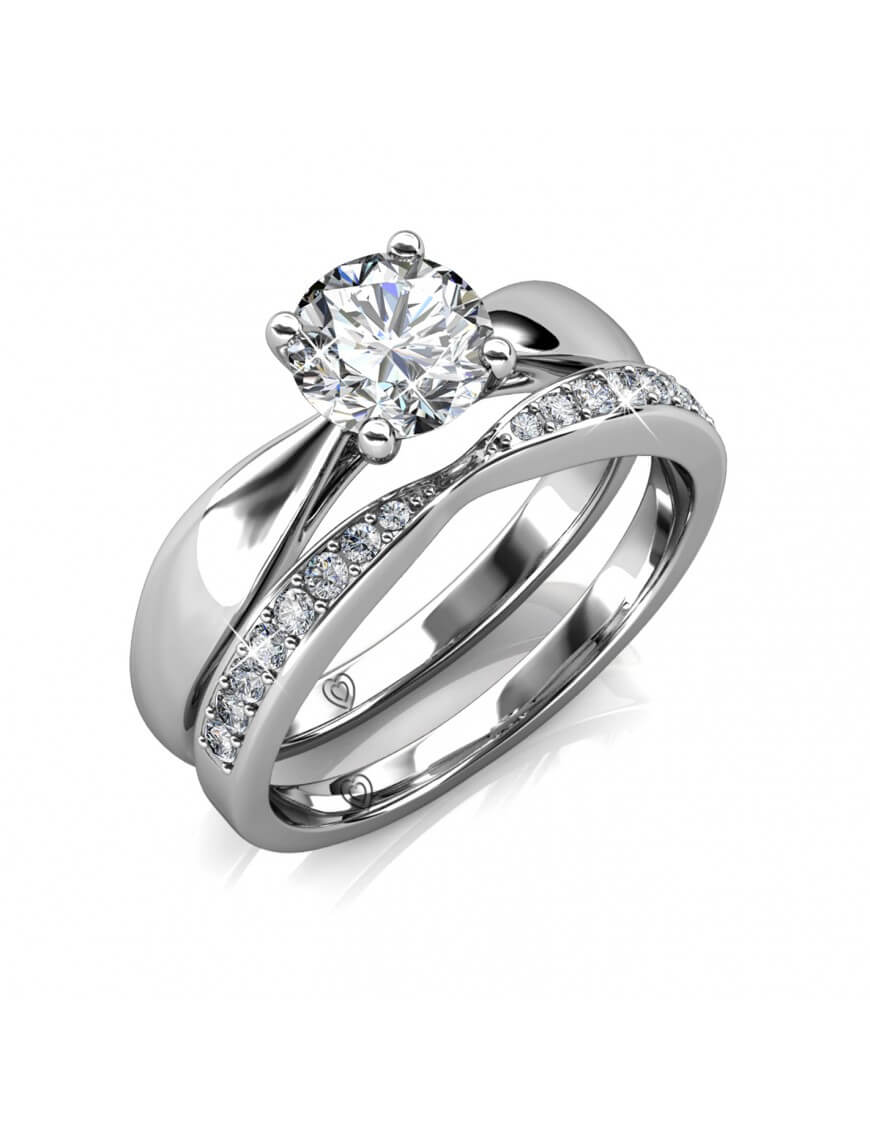 Elegante verschlungene Ringe mit Solitär-Kristall