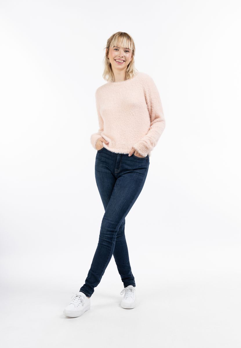 Weicher flauschiger Fransengarn-Strickpullover