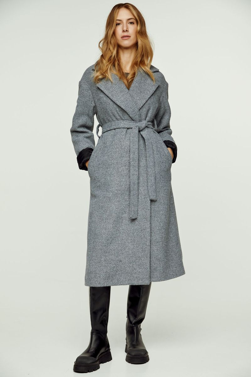 Oversize-Wollmantel mit Bindegürtel